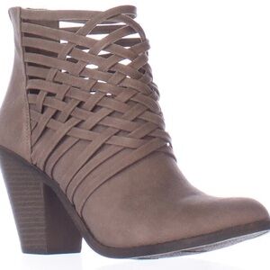 Womens Fergalicious Weever Multi Strap Woven Ankle Boots, Doe - Size 8M